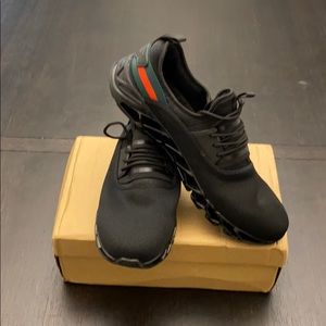 Black sporty means walkers very stylish